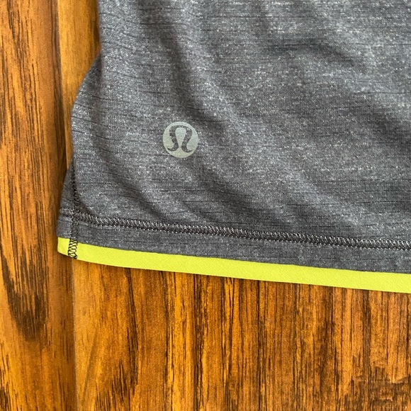 Lululemon Athletica Top - Picture 6 of 7